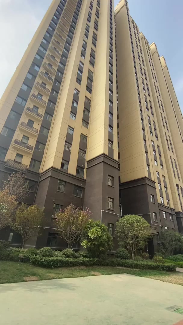 从南飞鸿十年城现场发来一条项目新消息请查看