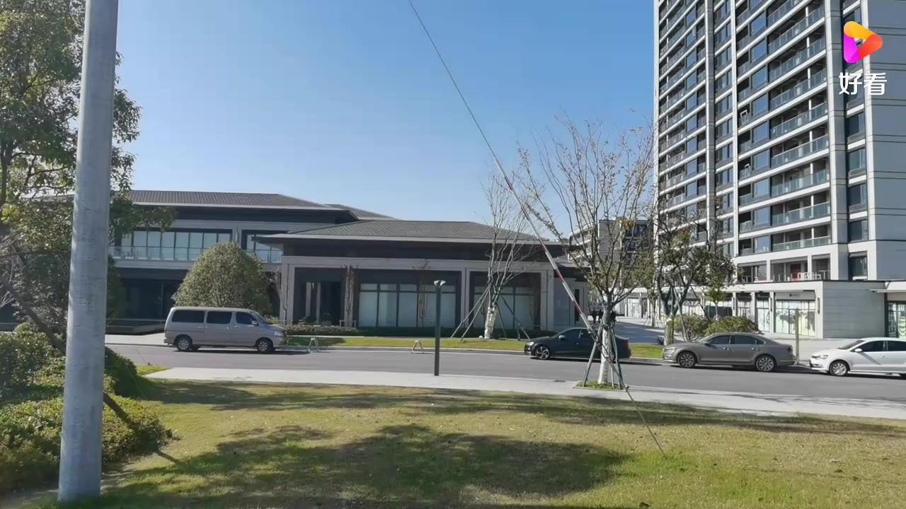 海宁绿城理想水镇三个户型哪个好105平边套三房两卫大气