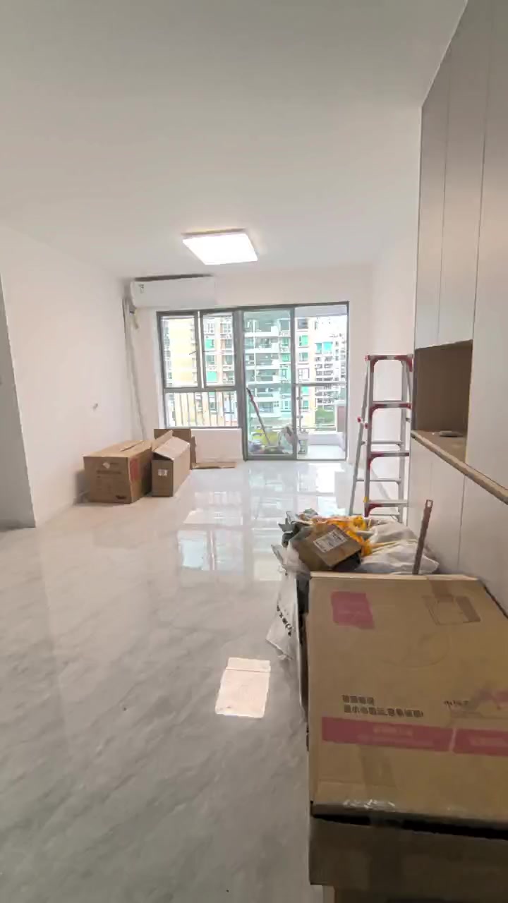 金色假日 三房南向 安静随时入住 近耀华 地铁9号线香梅站